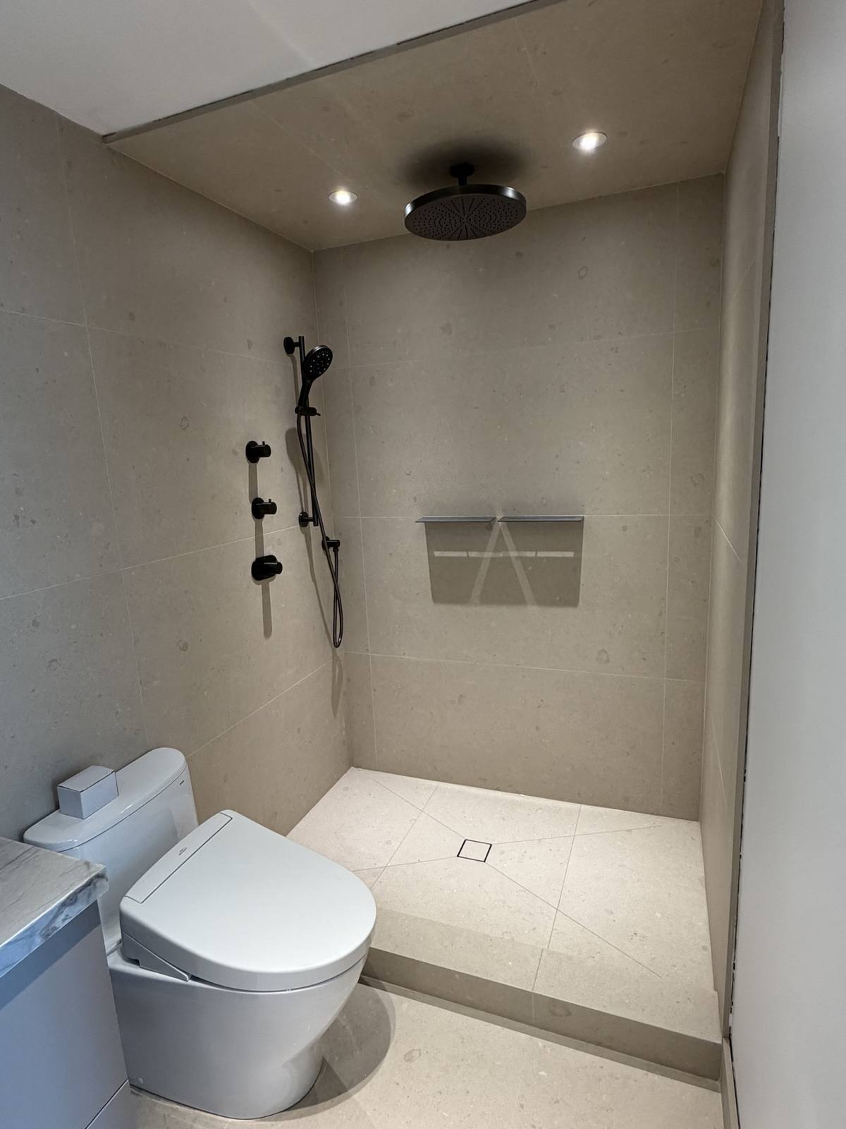 Bathroom beige stone — after